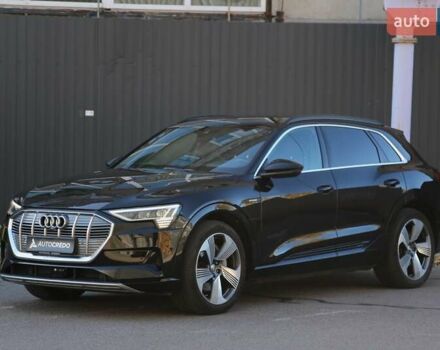 Черный Ауди E-Tron, объемом двигателя 0 л и пробегом 140 тыс. км за 31900 $, фото 2 на Automoto.ua