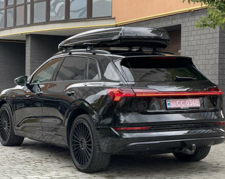 Черный Ауди E-Tron, объемом двигателя 0 л и пробегом 114 тыс. км за 28900 $, фото 4 на Automoto.ua