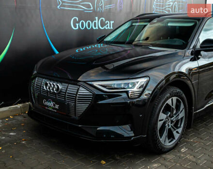 Черный Ауди E-Tron, объемом двигателя 0 л и пробегом 133 тыс. км за 28900 $, фото 13 на Automoto.ua