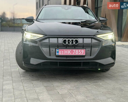 Черный Ауди E-Tron, объемом двигателя 0 л и пробегом 134 тыс. км за 27800 $, фото 1 на Automoto.ua
