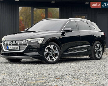 Черный Ауди E-Tron, объемом двигателя 0 л и пробегом 77 тыс. км за 30900 $, фото 1 на Automoto.ua