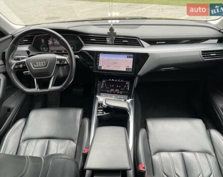 Черный Ауди E-Tron, объемом двигателя 0 л и пробегом 85 тыс. км за 31500 $, фото 67 на Automoto.ua