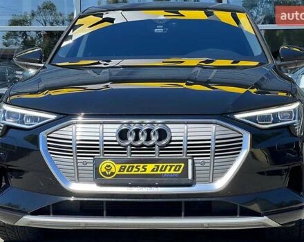 Чорний Ауді E-Tron, об'ємом двигуна 0 л та пробігом 91 тис. км за 32700 $, фото 1 на Automoto.ua