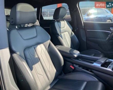 Черный Ауди E-Tron, объемом двигателя 0 л и пробегом 81 тыс. км за 34950 $, фото 30 на Automoto.ua