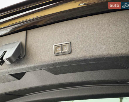 Чорний Ауді E-Tron, об'ємом двигуна 0 л та пробігом 140 тис. км за 26000 $, фото 49 на Automoto.ua