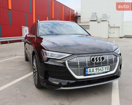 Черный Ауди E-Tron, объемом двигателя 0 л и пробегом 155 тыс. км за 37900 $, фото 7 на Automoto.ua