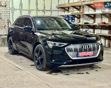 Черный Ауди E-Tron, объемом двигателя 0 л и пробегом 72 тыс. км за 25999 $, фото 4 на Automoto.ua