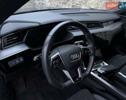 Черный Ауди E-Tron, объемом двигателя 0 л и пробегом 109 тыс. км за 28700 $, фото 27 на Automoto.ua