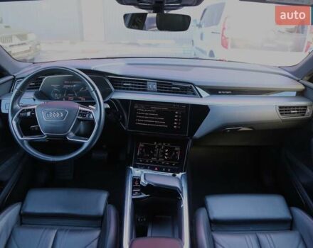 Черный Ауди E-Tron, объемом двигателя 0 л и пробегом 140 тыс. км за 31900 $, фото 13 на Automoto.ua