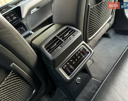 Черный Ауди E-Tron, объемом двигателя 0 л и пробегом 88 тыс. км за 29900 $, фото 70 на Automoto.ua