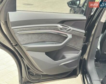 Черный Ауди E-Tron, объемом двигателя 0 л и пробегом 85 тыс. км за 31500 $, фото 23 на Automoto.ua