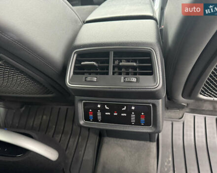 Чорний Ауді E-Tron, об'ємом двигуна 0 л та пробігом 151 тис. км за 27500 $, фото 14 на Automoto.ua