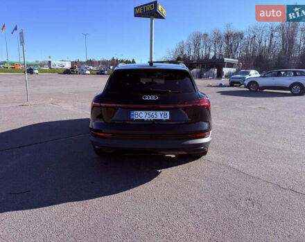 Чорний Ауді E-Tron, об'ємом двигуна 0 л та пробігом 118 тис. км за 19800 $, фото 5 на Automoto.ua