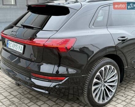 Чорний Ауді E-Tron, об'ємом двигуна 0 л та пробігом 76 тис. км за 31000 $, фото 19 на Automoto.ua