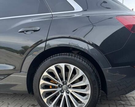 Черный Ауди E-Tron, объемом двигателя 0 л и пробегом 40 тыс. км за 37900 $, фото 15 на Automoto.ua