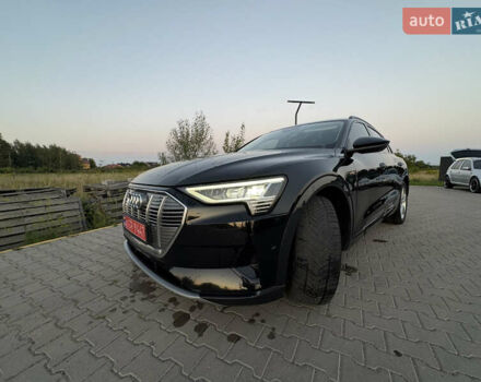 Черный Ауди E-Tron, объемом двигателя 0 л и пробегом 145 тыс. км за 26200 $, фото 4 на Automoto.ua