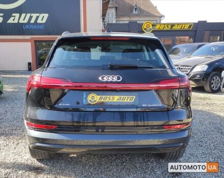 Черный Ауди E-Tron, объемом двигателя 71 л и пробегом 111 тыс. км за 29999 $, фото 4 на Automoto.ua