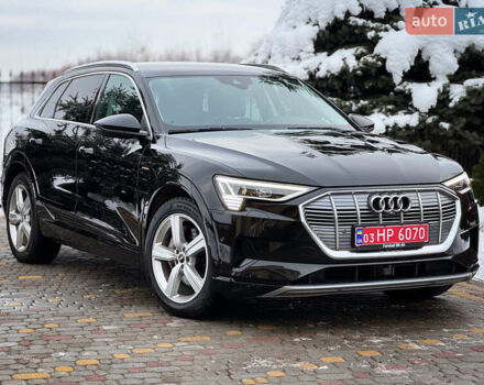 Чорний Ауді E-Tron, об'ємом двигуна 0 л та пробігом 140 тис. км за 26000 $, фото 5 на Automoto.ua