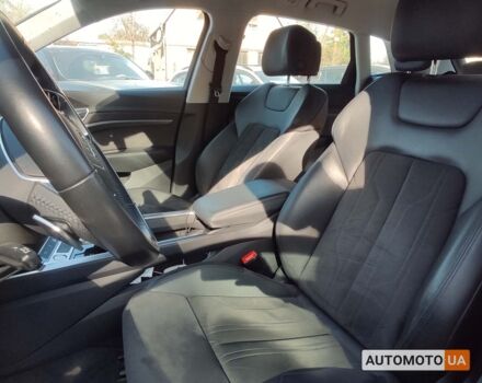 Черный Ауди E-Tron, объемом двигателя 71 л и пробегом 111 тыс. км за 29999 $, фото 7 на Automoto.ua