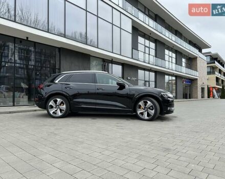 Черный Ауди E-Tron, объемом двигателя 0 л и пробегом 85 тыс. км за 31500 $, фото 7 на Automoto.ua