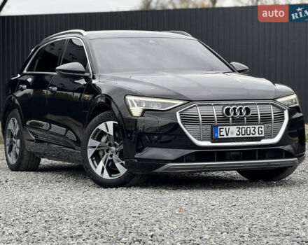 Черный Ауди E-Tron, объемом двигателя 0 л и пробегом 77 тыс. км за 30900 $, фото 9 на Automoto.ua
