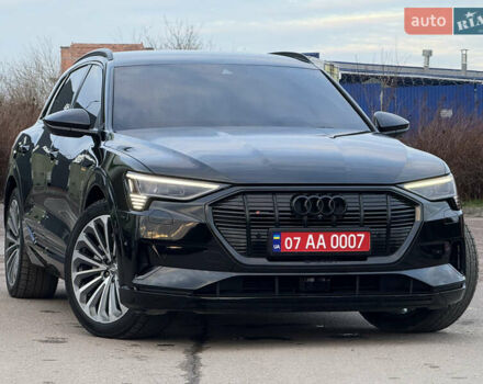 Черный Ауди E-Tron, объемом двигателя 0 л и пробегом 88 тыс. км за 29999 $, фото 4 на Automoto.ua
