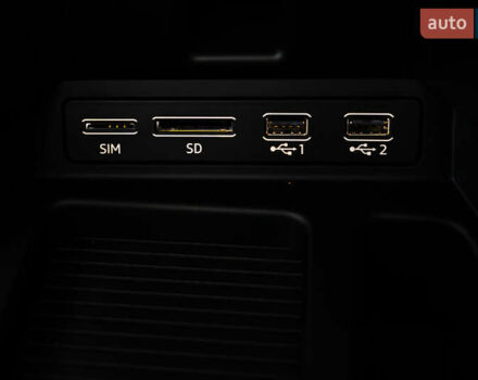 Черный Ауди E-Tron, объемом двигателя 0 л и пробегом 133 тыс. км за 28900 $, фото 78 на Automoto.ua