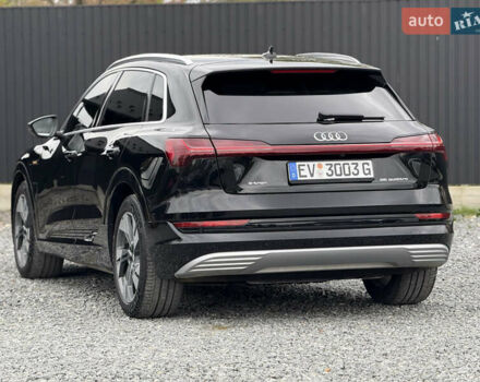 Черный Ауди E-Tron, объемом двигателя 0 л и пробегом 77 тыс. км за 30900 $, фото 18 на Automoto.ua