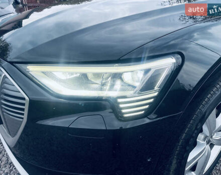 Черный Ауди E-Tron, объемом двигателя 0 л и пробегом 171 тыс. км за 24444 $, фото 25 на Automoto.ua