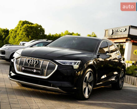 Черный Ауди E-Tron, объемом двигателя 0 л и пробегом 50 тыс. км за 31900 $, фото 13 на Automoto.ua