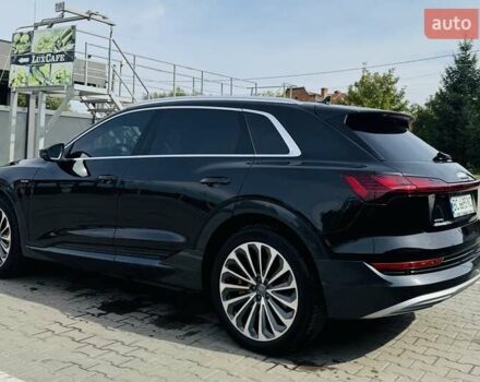 Черный Ауди E-Tron, объемом двигателя 0 л и пробегом 40 тыс. км за 37900 $, фото 8 на Automoto.ua