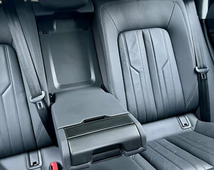 Чорний Ауді E-Tron, об'ємом двигуна 0 л та пробігом 204 тис. км за 21900 $, фото 21 на Automoto.ua