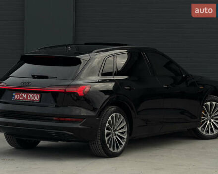 Чорний Ауді E-Tron, об'ємом двигуна 0 л та пробігом 162 тис. км за 28500 $, фото 23 на Automoto.ua