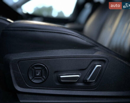 Чорний Ауді E-Tron, об'ємом двигуна 0 л та пробігом 95 тис. км за 32500 $, фото 10 на Automoto.ua