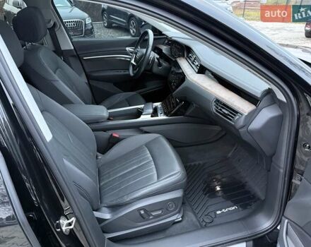 Черный Ауди E-Tron, объемом двигателя 0 л и пробегом 65 тыс. км за 29700 $, фото 36 на Automoto.ua