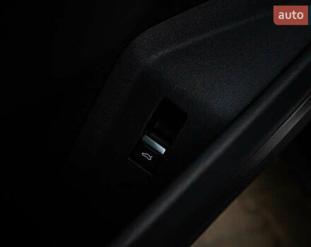 Черный Ауди E-Tron, объемом двигателя 0 л и пробегом 133 тыс. км за 28900 $, фото 54 на Automoto.ua