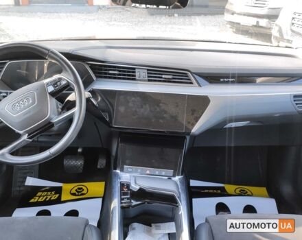 Черный Ауди E-Tron, объемом двигателя 71 л и пробегом 111 тыс. км за 29999 $, фото 8 на Automoto.ua
