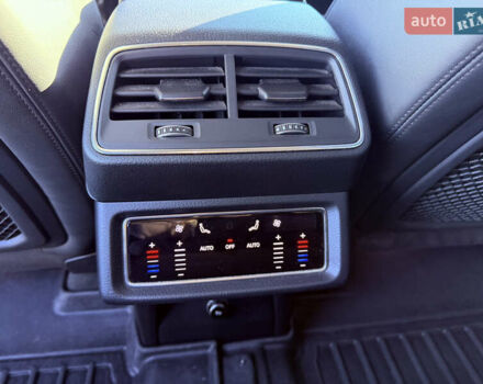 Чорний Ауді E-Tron, об'ємом двигуна 0 л та пробігом 118 тис. км за 19800 $, фото 17 на Automoto.ua