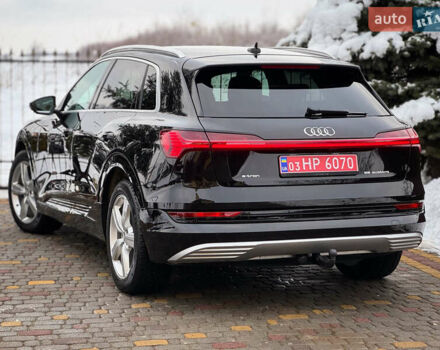 Чорний Ауді E-Tron, об'ємом двигуна 0 л та пробігом 140 тис. км за 26000 $, фото 2 на Automoto.ua