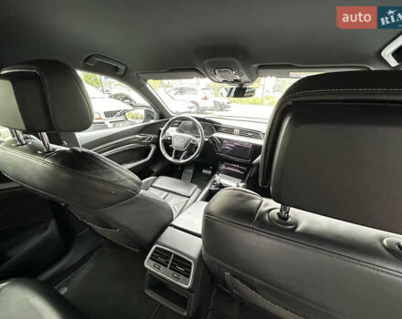 Черный Ауди E-Tron, объемом двигателя 0 л и пробегом 101 тыс. км за 29350 $, фото 70 на Automoto.ua