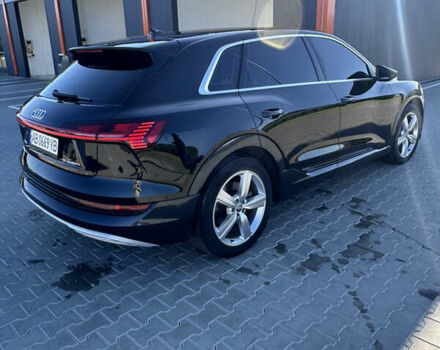 Черный Ауди E-Tron, объемом двигателя 0 л и пробегом 140 тыс. км за 27300 $, фото 4 на Automoto.ua
