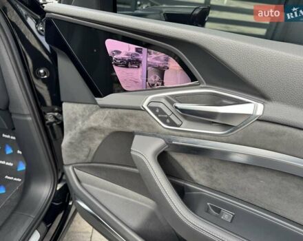 Черный Ауди E-Tron, объемом двигателя 0 л и пробегом 85 тыс. км за 30900 $, фото 38 на Automoto.ua