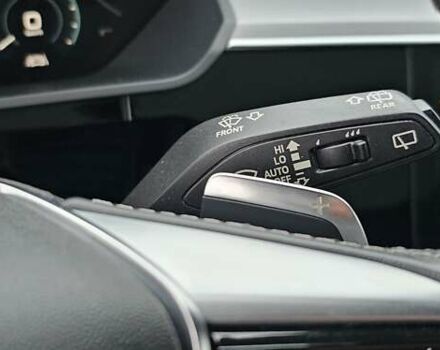 Чорний Ауді E-Tron, об'ємом двигуна 0 л та пробігом 120 тис. км за 33500 $, фото 68 на Automoto.ua