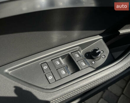 Черный Ауди E-Tron, объемом двигателя 0 л и пробегом 143 тыс. км за 29999 $, фото 15 на Automoto.ua