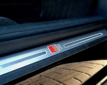 Чорний Ауді E-Tron, об'ємом двигуна 0 л та пробігом 33 тис. км за 28500 $, фото 8 на Automoto.ua