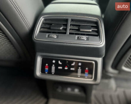 Черный Ауди E-Tron, объемом двигателя 0 л и пробегом 143 тыс. км за 29999 $, фото 8 на Automoto.ua