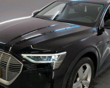 Ауди E-Tron 2020 в Киеве на Automoto.ua Черный Ауди E-Tron, объемом двигателя 0 л и пробегом 96 тыс. км за 31500 $, фото 13 на Automoto.ua