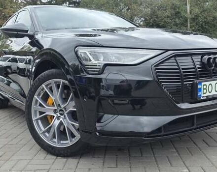 Чорний Ауді E-Tron, об'ємом двигуна 0 л та пробігом 138 тис. км за 29900 $, фото 35 на Automoto.ua
