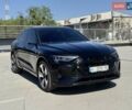 Ауді E-Tron 2020 у Києві на Automoto.ua Чорний Ауді E-Tron, об'ємом двигуна 0 л та пробігом 44 тис. км за 35999 $, фото 3 на Automoto.ua
