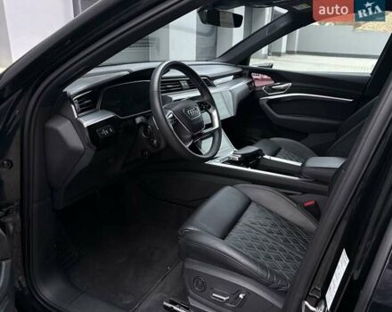 Черный Ауди E-Tron, объемом двигателя 0 л и пробегом 105 тыс. км за 35990 $, фото 26 на Automoto.ua